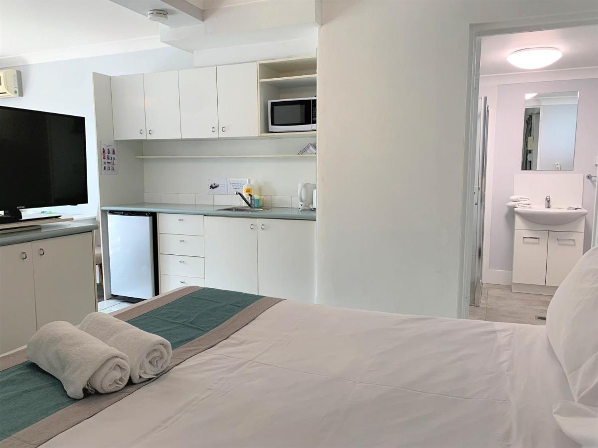 Broadwater Keys Holiday Apartments Gold Coast Extérieur photo