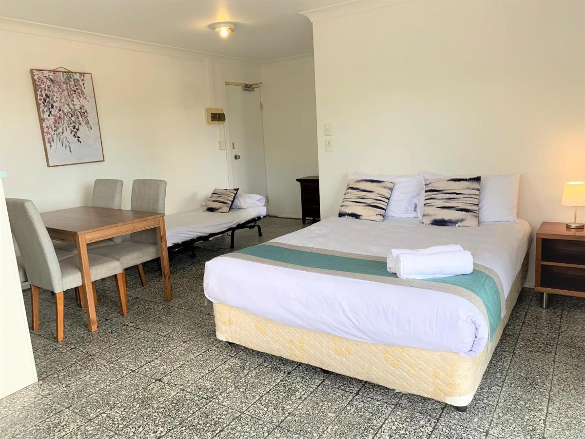 Broadwater Keys Holiday Apartments Gold Coast Extérieur photo