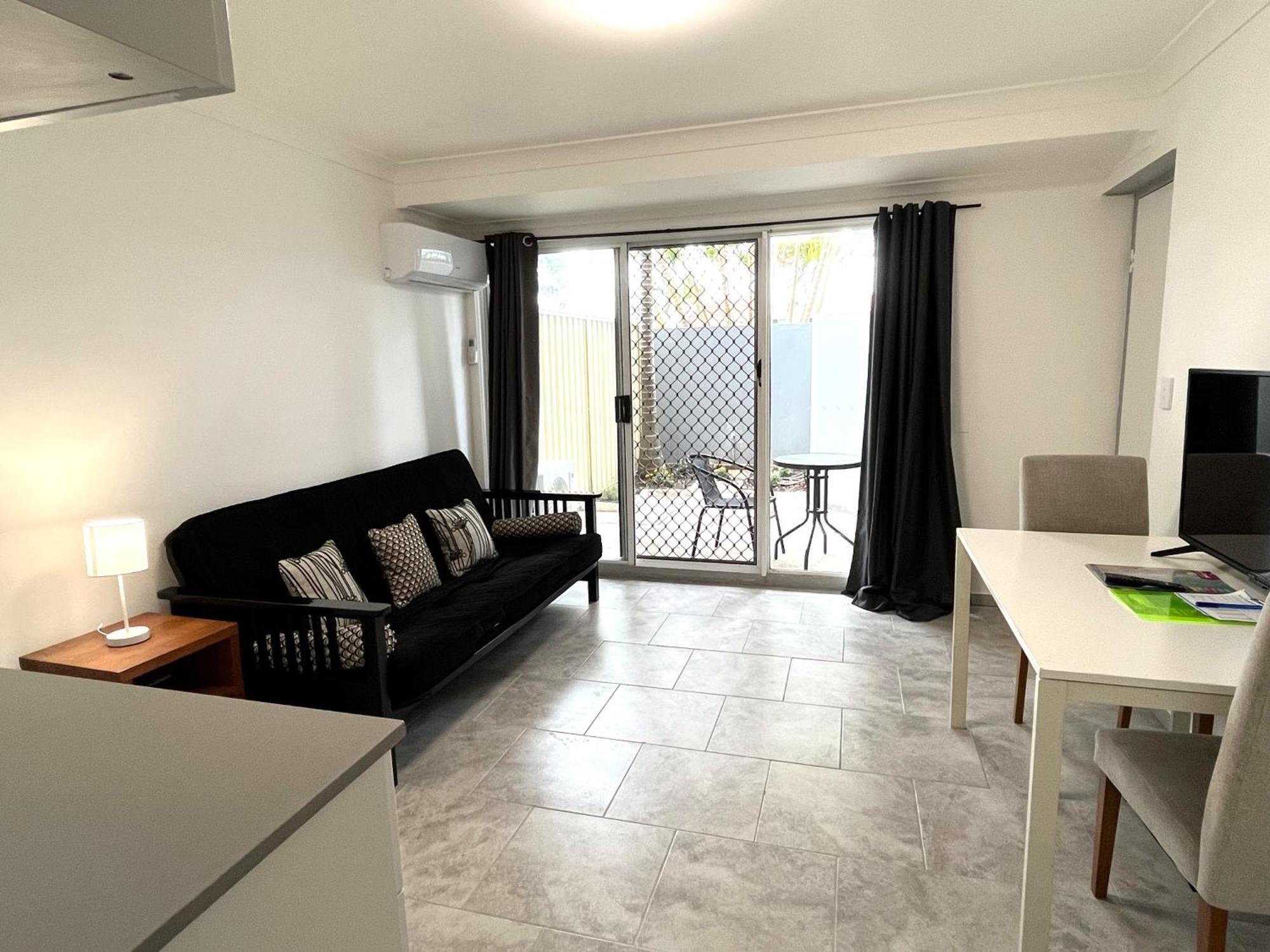 Broadwater Keys Holiday Apartments Gold Coast Extérieur photo
