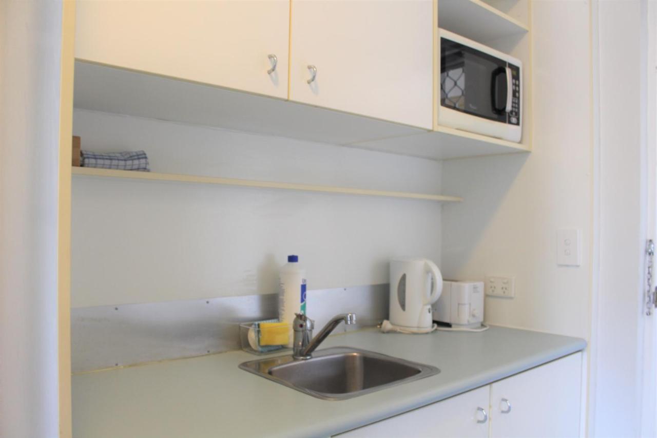 Broadwater Keys Holiday Apartments Gold Coast Extérieur photo
